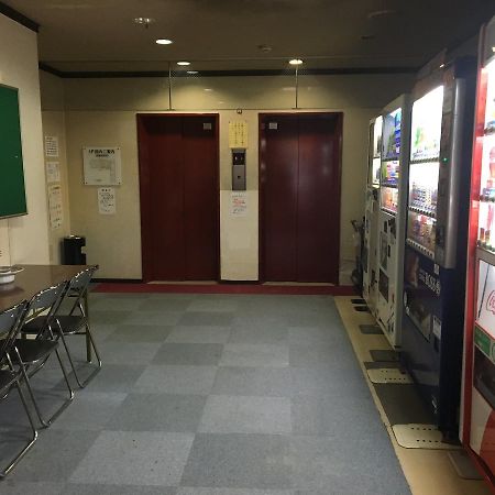 Business Hotel Shinbashi Осака Экстерьер фото
